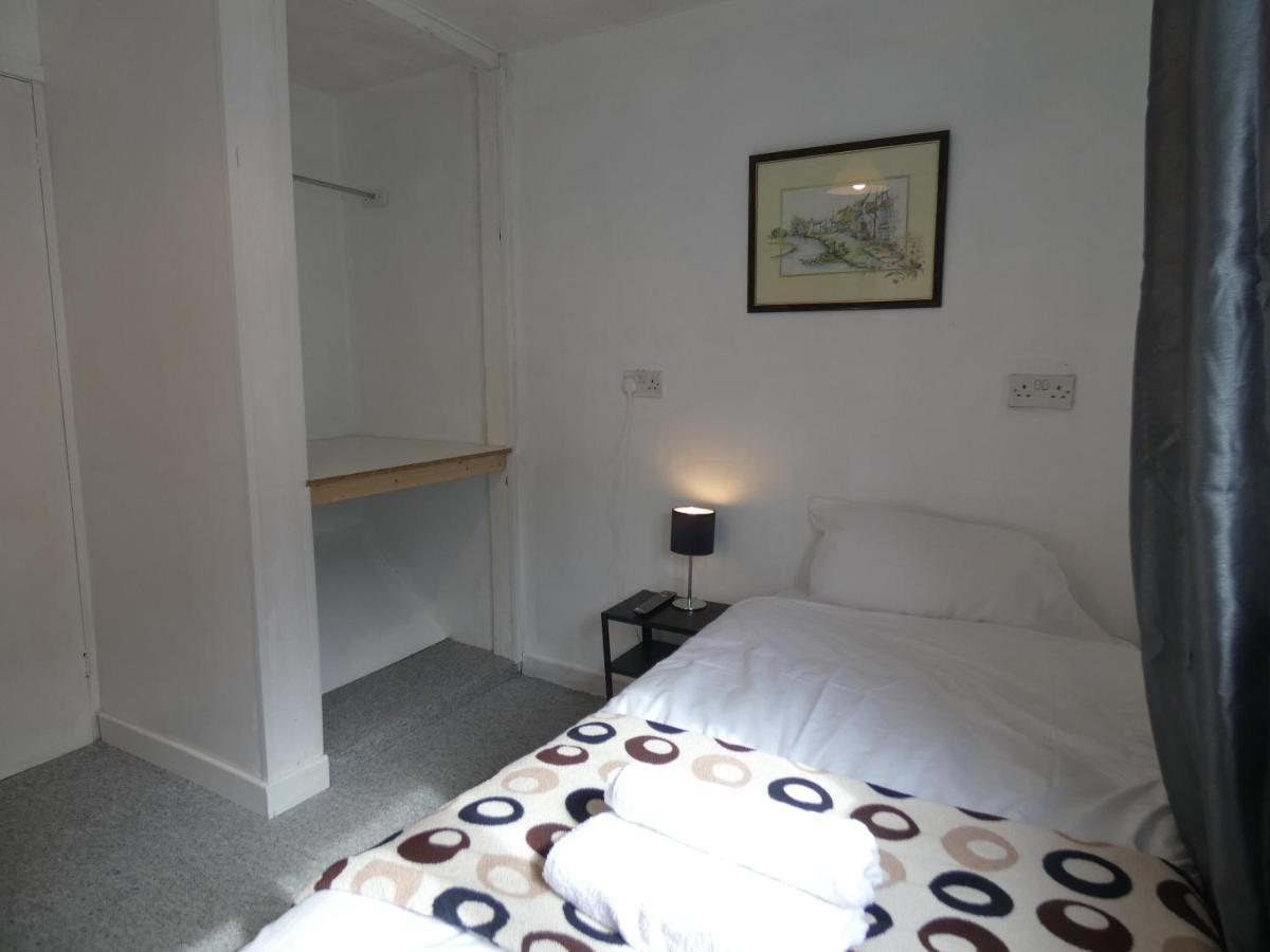 Bridge Street En Suite Rooms Мертир-Тидвилл Экстерьер фото